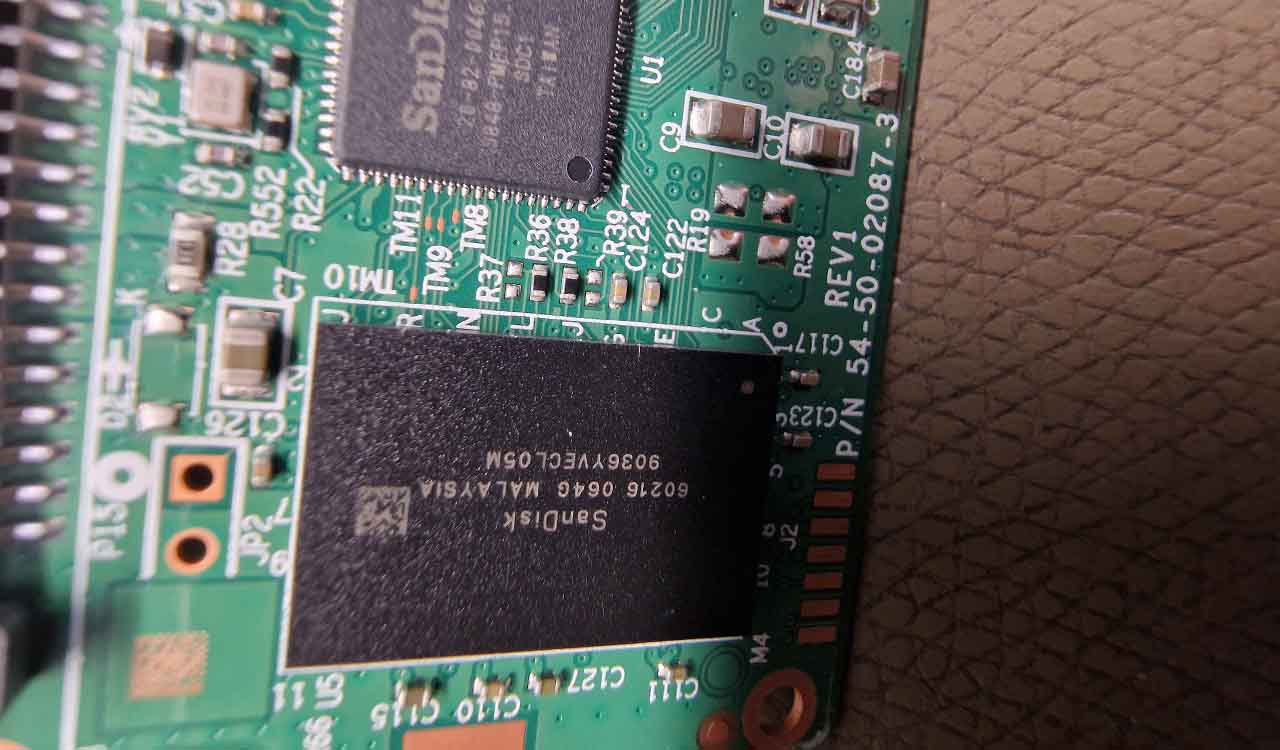  Chip-Off zaawansowane odzyskiwanie danych z Pendrive, kart pamięci i dysków SSD 