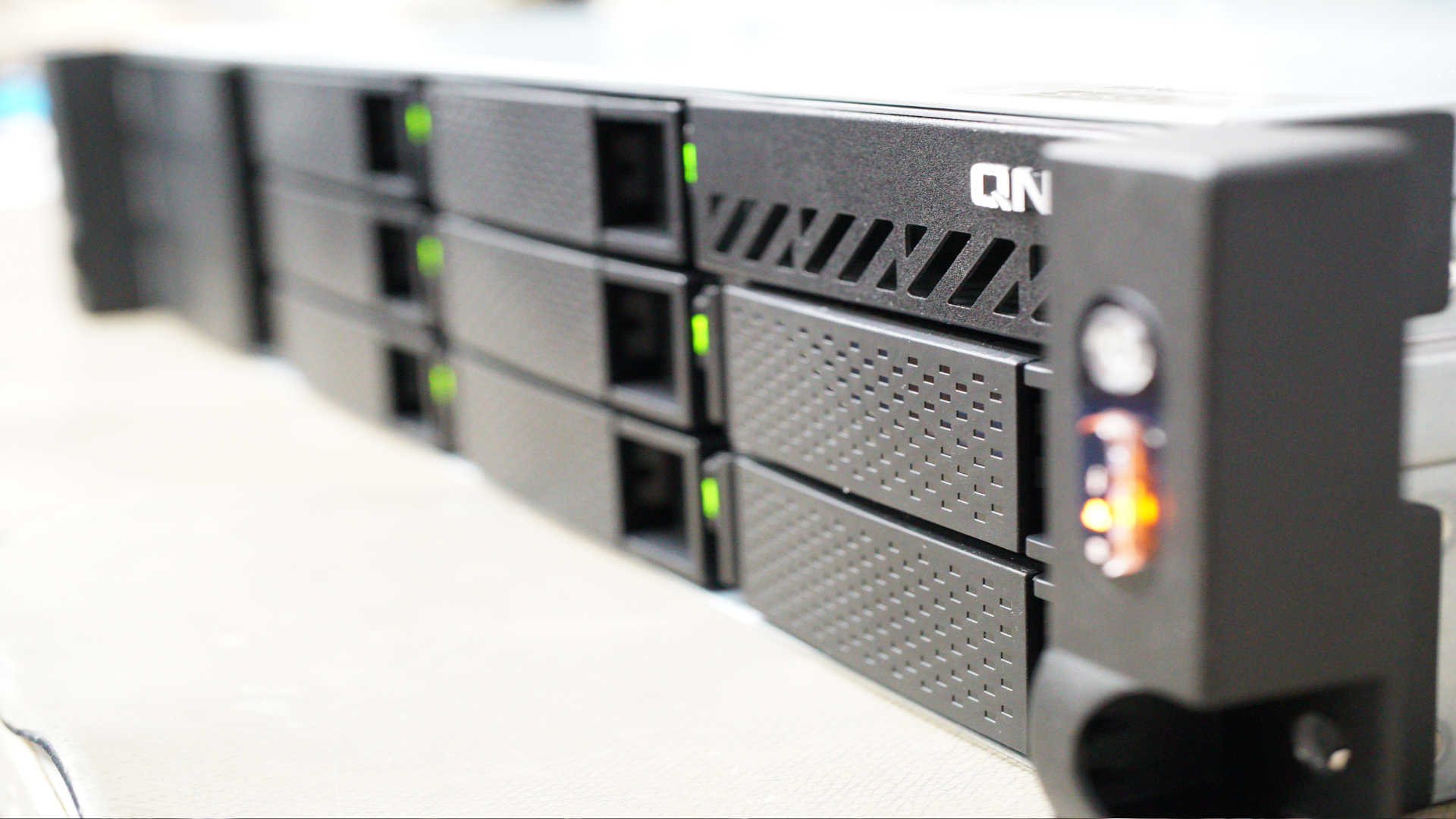  Co to jest macierz RAID i do czego służy? 